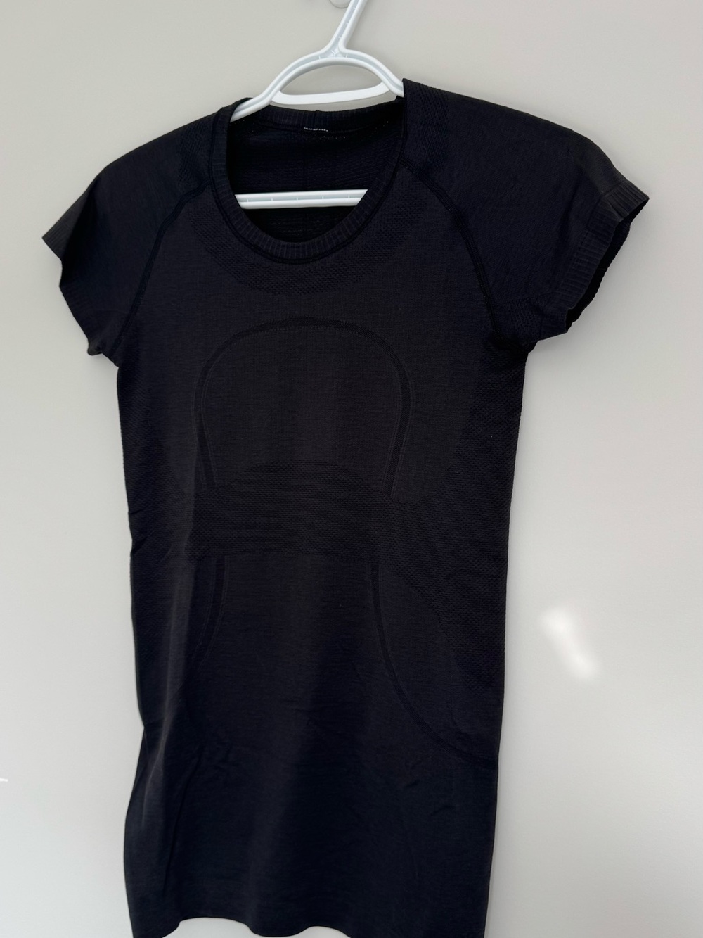 Lululemon Swiftly Tech Short Sleeve Crew Black